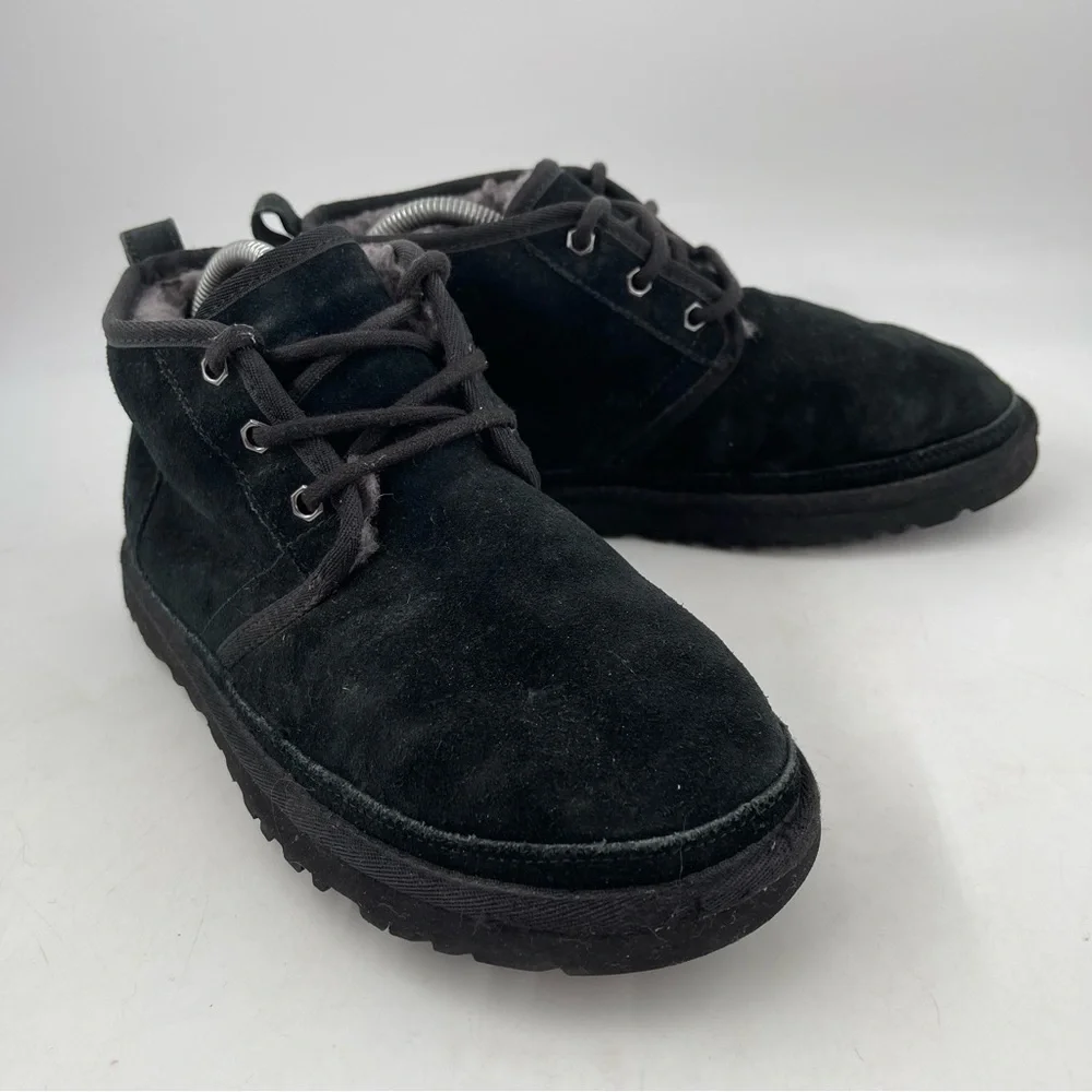 Ugg Men’s Neumel - Size 7 -Black Grey Lined Lace-Up Chukka Winter Boot